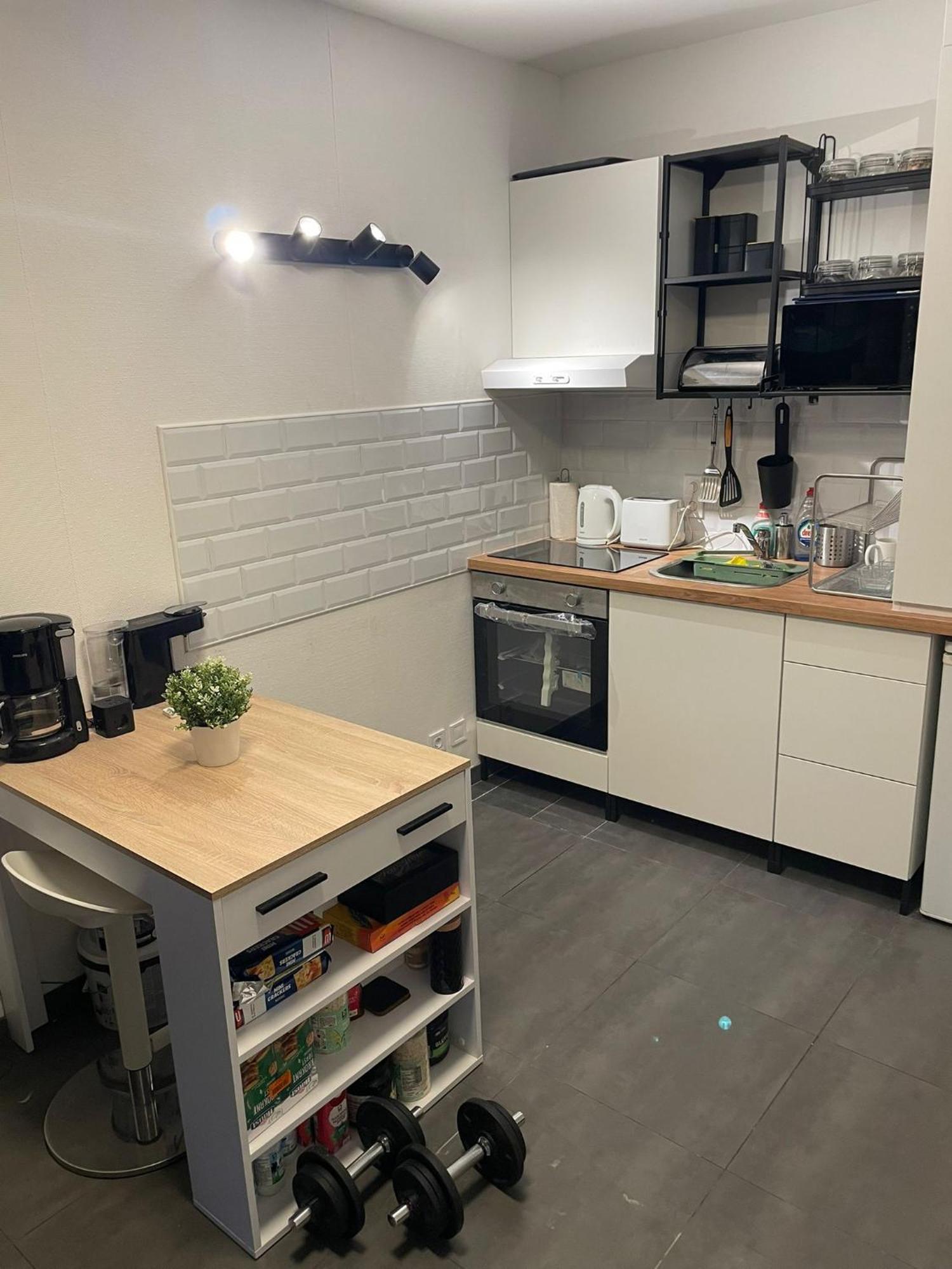 One Bedroom Fully Equipped Apartment With Terrace Брюссель Экстерьер фото
